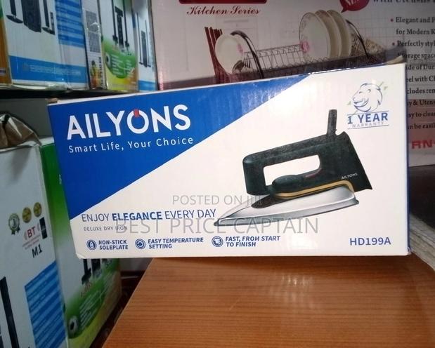 Ailyons Deluxe Dry Iron