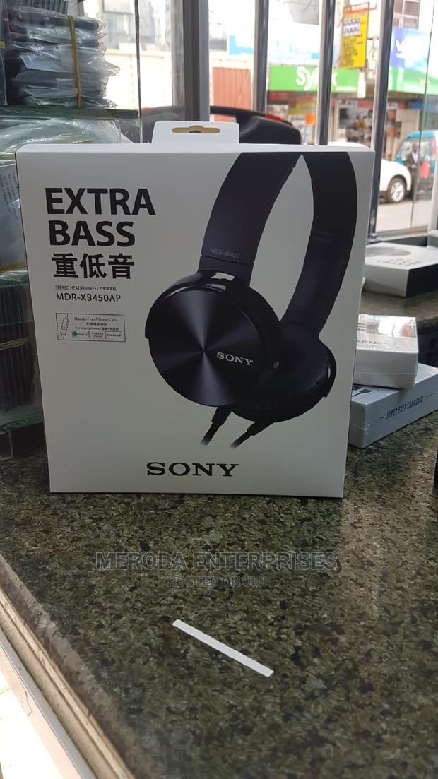 Sony Extra Bass Wired Headphones - thumbnail 3