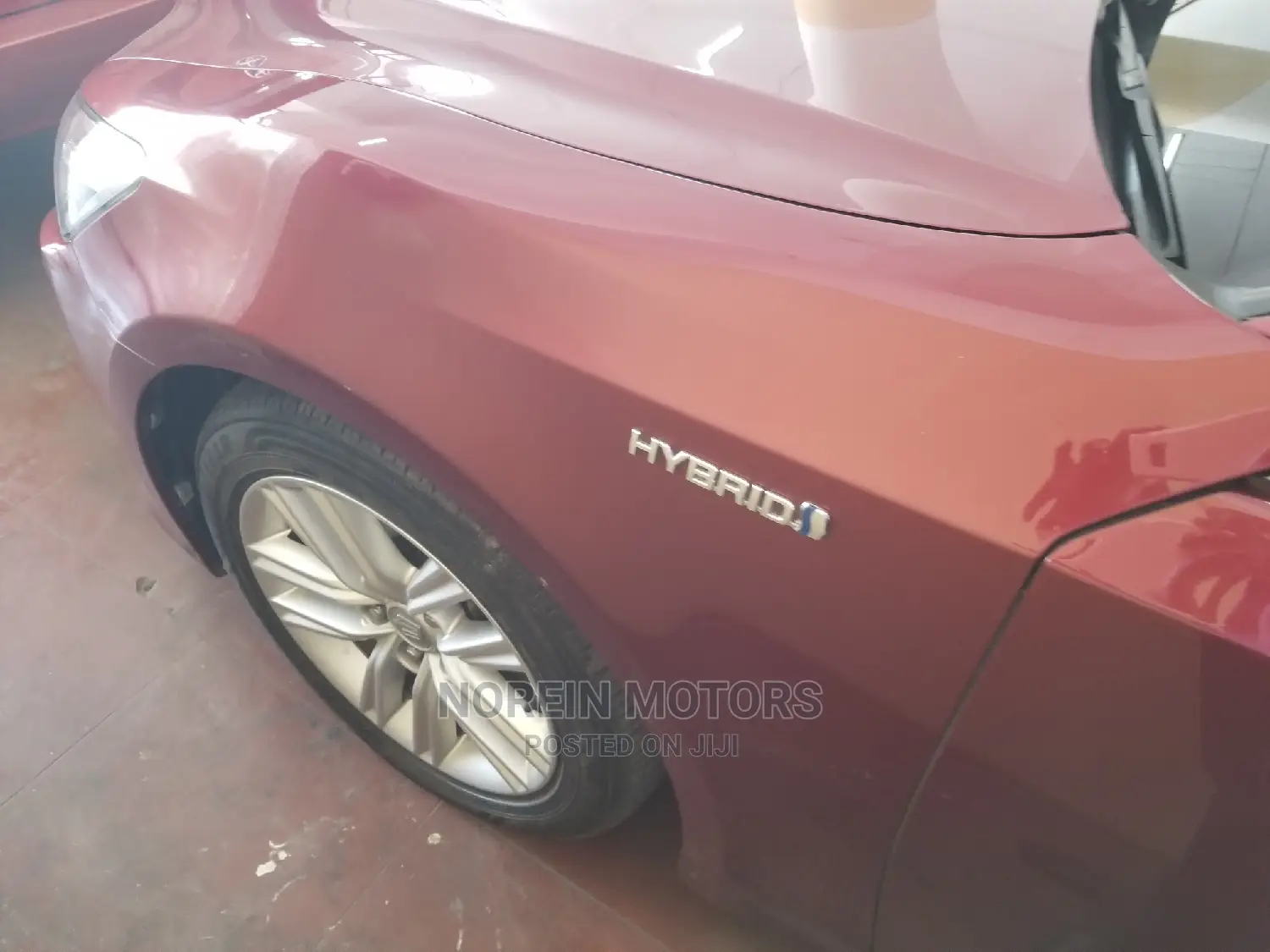 Toyota Crown 2015 Red