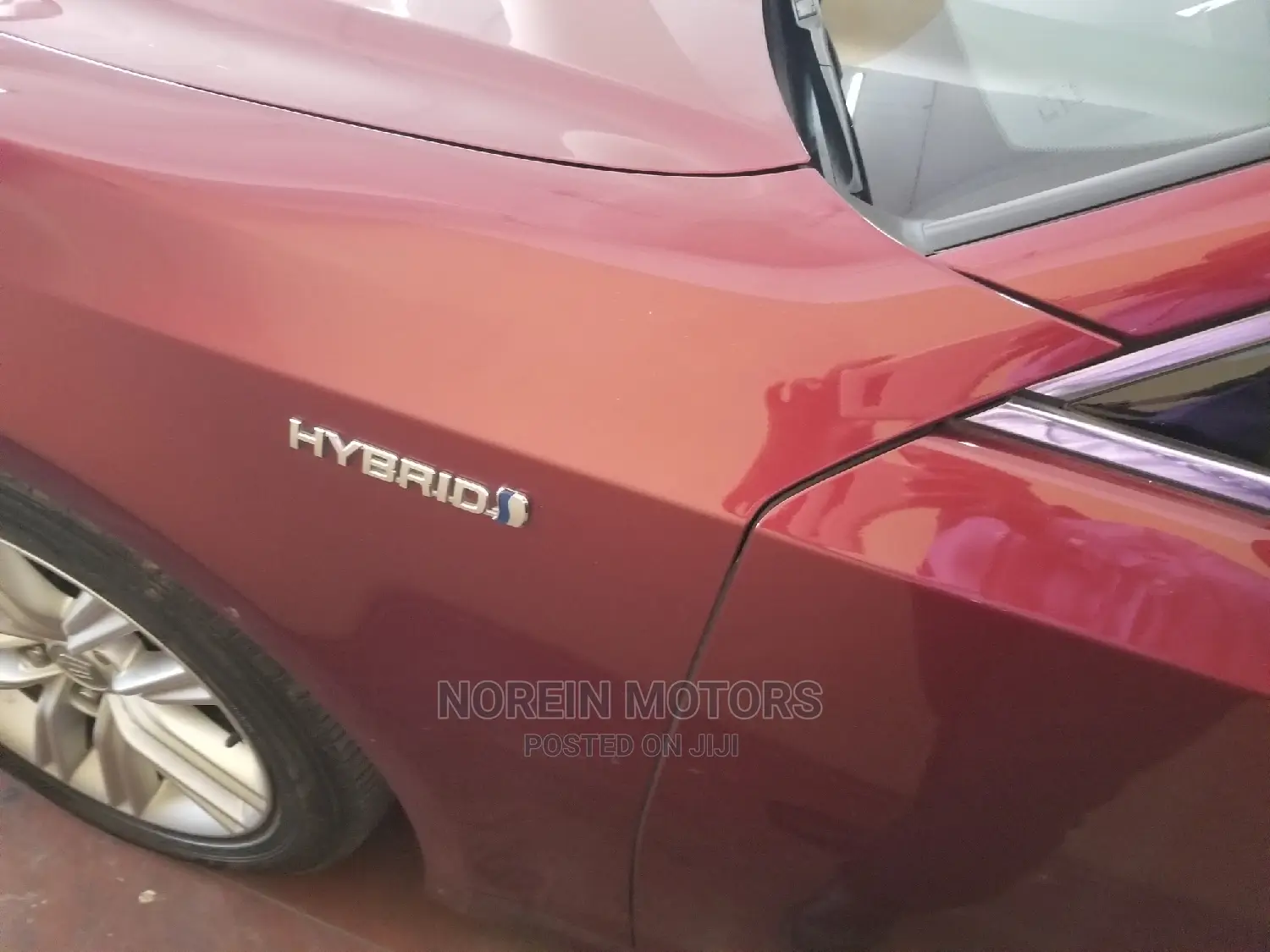Toyota Crown 2015 Red