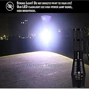 Portable XML T6 LED Flashlights Zoomable Torch Light .