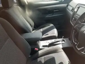 Mitsubishi Outlander 2015 Silver