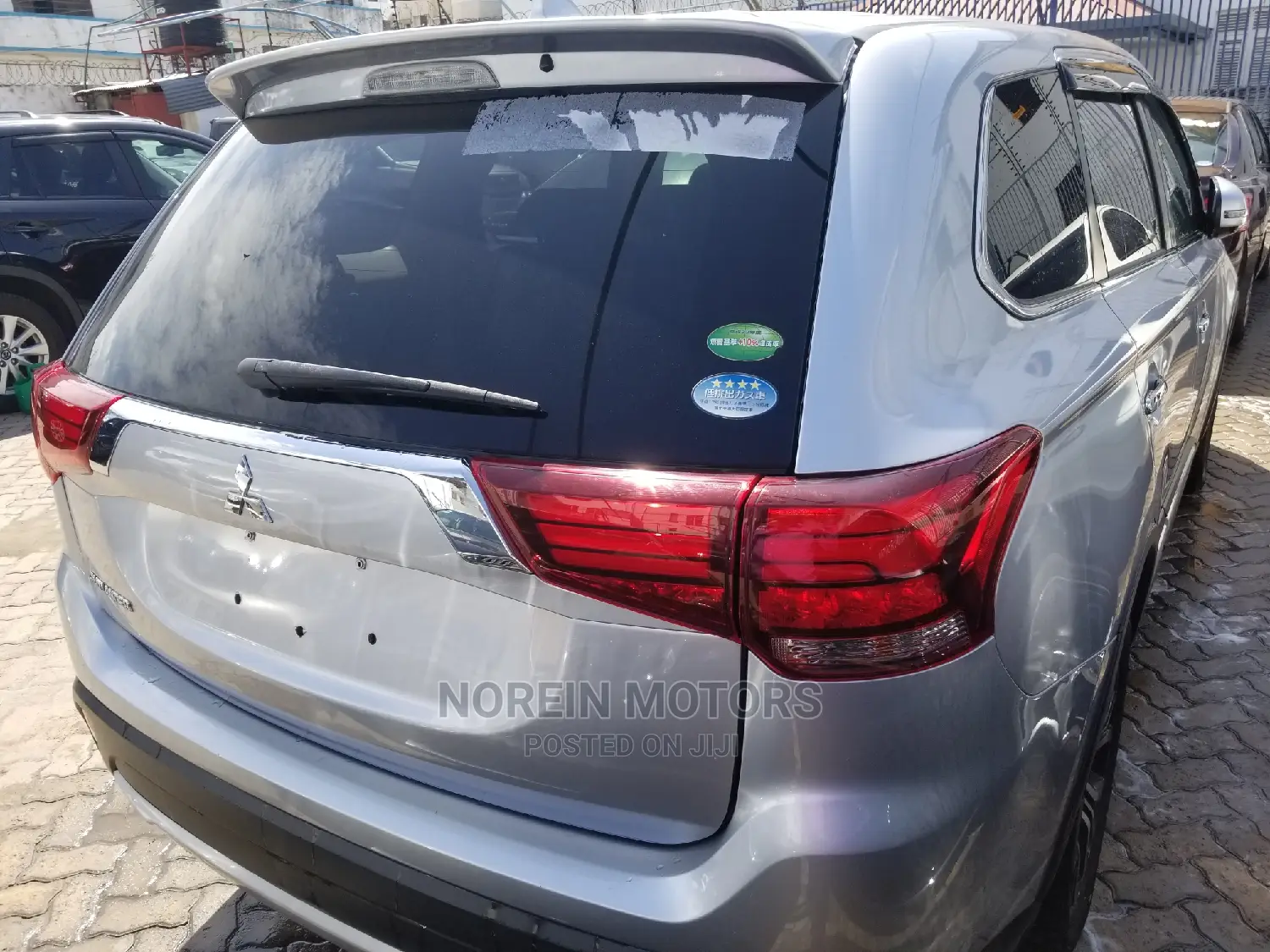 Mitsubishi Outlander 2015 Silver