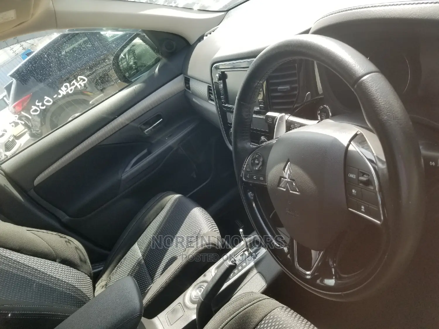 Mitsubishi Outlander 2015 Silver