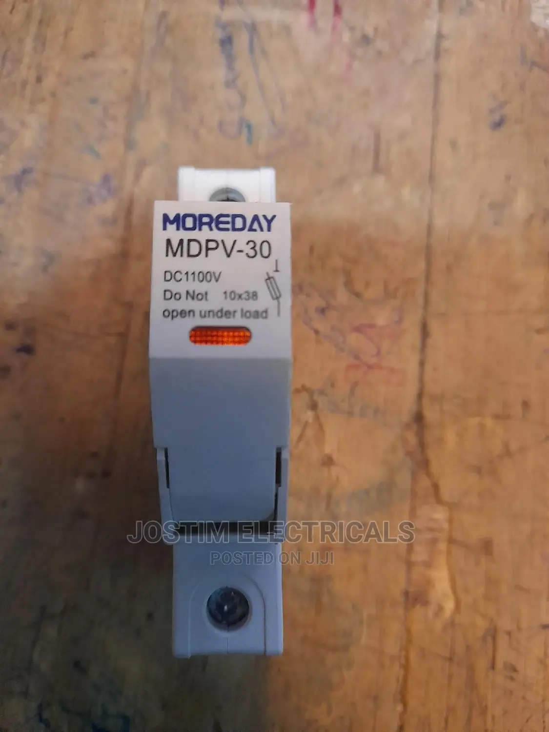 Dc Fuse Holder 110dc Volt Complete With Fuse