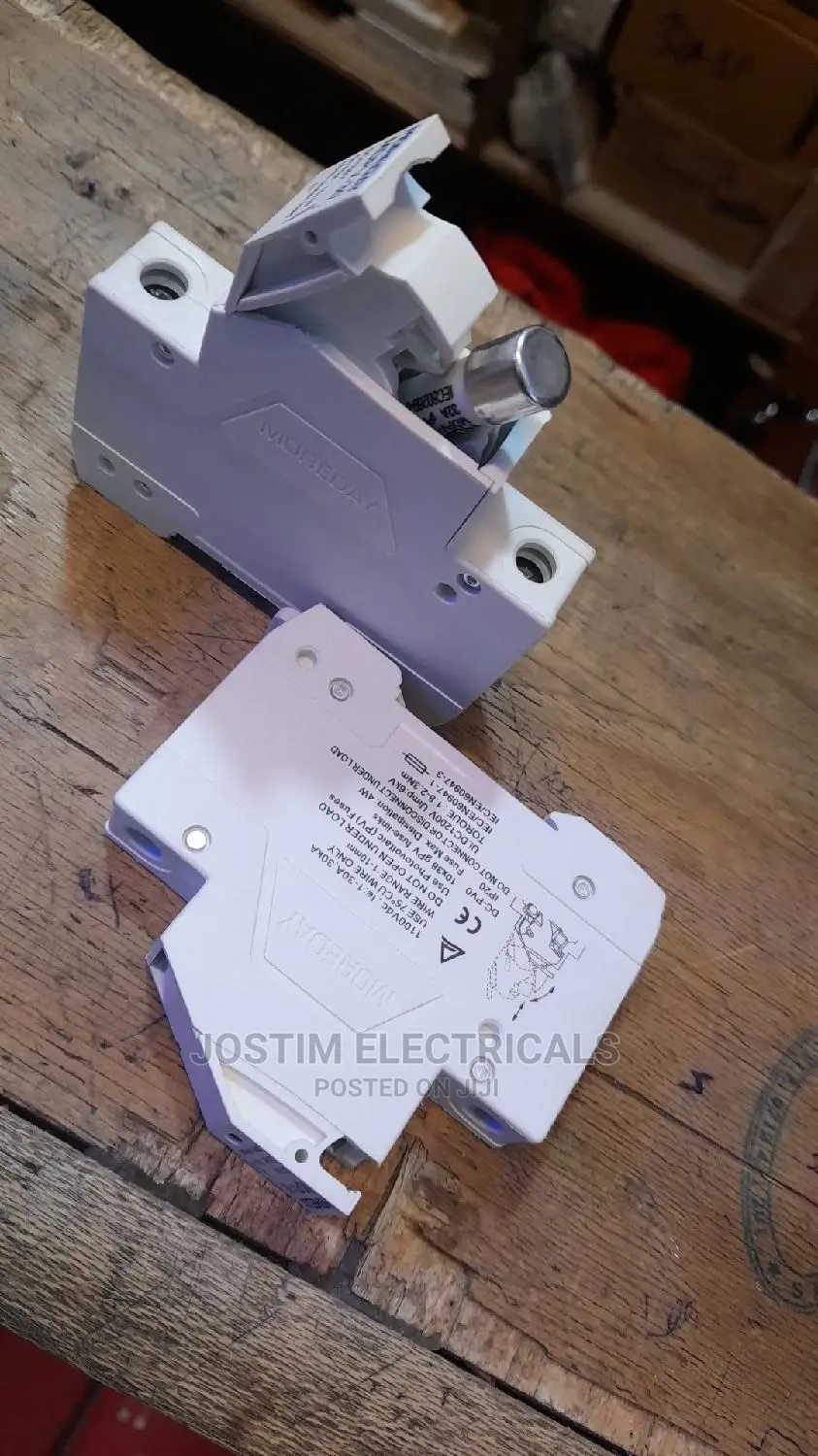Dc Fuse Holder 110dc Volt Complete With Fuse