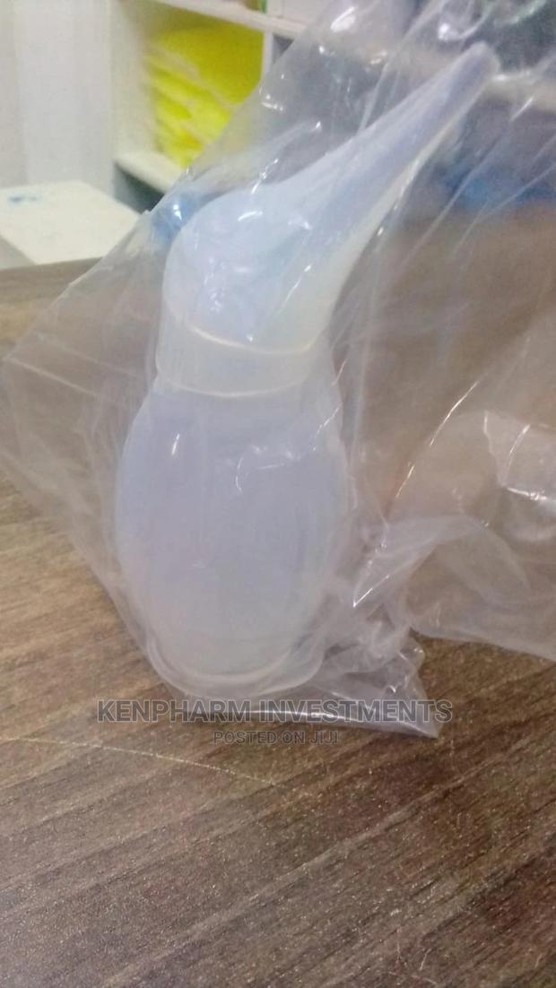 Penguin Suckers / Nasal Aspirator - thumbnail 2