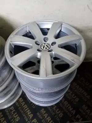Size 17 Inches Volkeswagen Original Sport Rims Set
