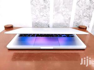 Laptop Apple MacBook Pro 4GB Intel Core i5 SSD 256GB