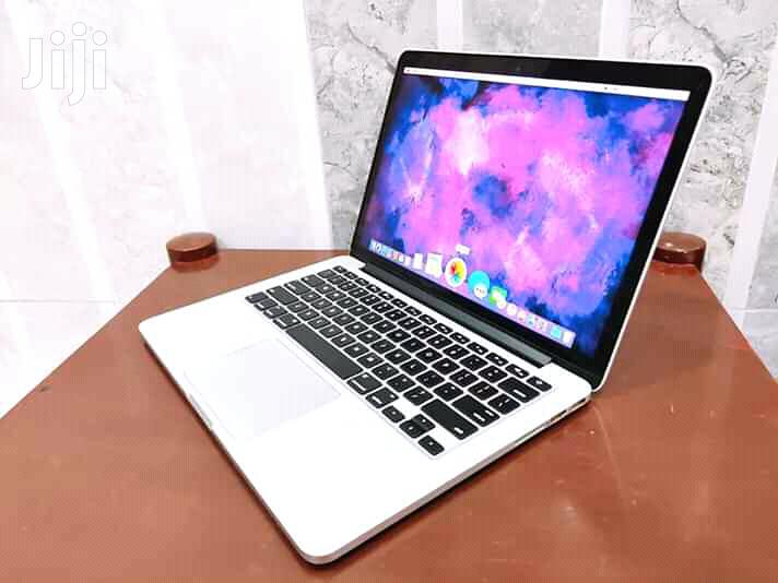 Laptop Apple MacBook Pro 4GB Intel Core i5 SSD 256GB
