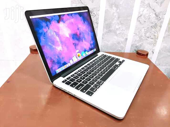 Laptop Apple MacBook Pro 8GB Intel Core i5 SSD 256GB