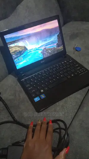 Laptop Acer Aspire 1 A115-31 2GB Intel Celeron 256GB