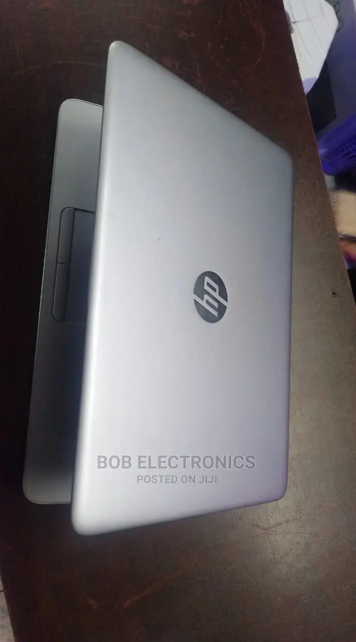 Laptop HP 14-Dq1088wm 4GB Intel Celeron 500GB
