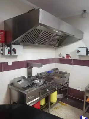 Stainless Steel Kitchen Chimney/ Hood 