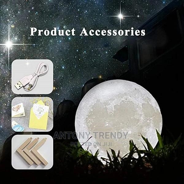 16 Dimmable LED Colors Wooden Stand, Remote Touch Control.