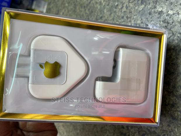 iPad Charger. - thumbnail 5