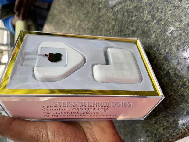 iPad Charger. - main view