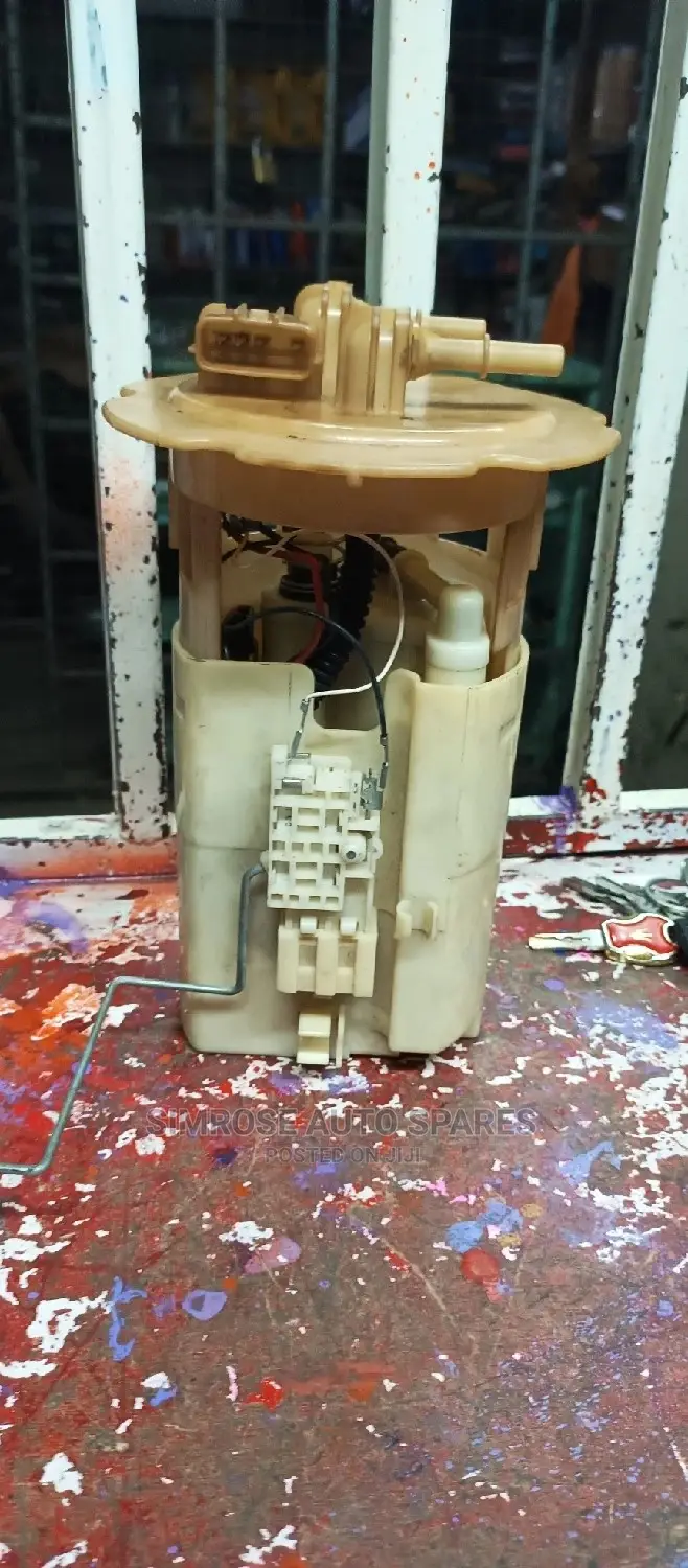 Fuel Pump for Nissan Sunny