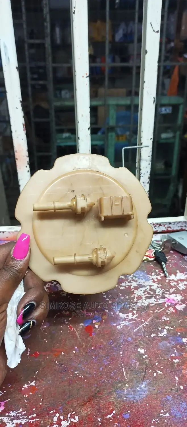 Fuel Pump for Nissan Sunny