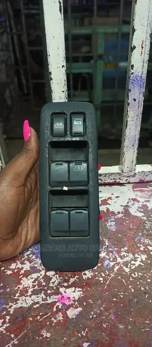 Nissan Dualis Switches