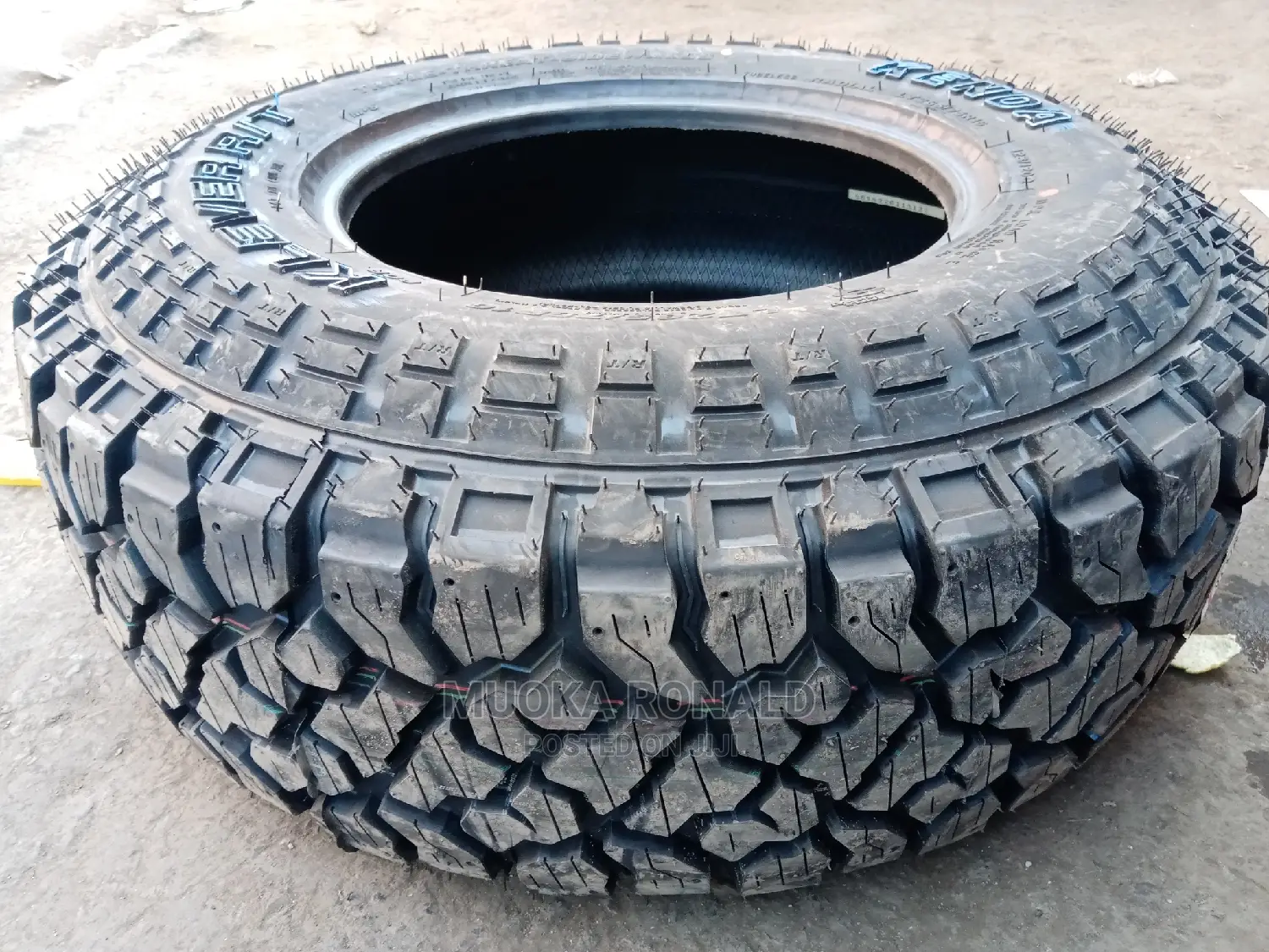 Kenda Tyre 265/75r16 (At)