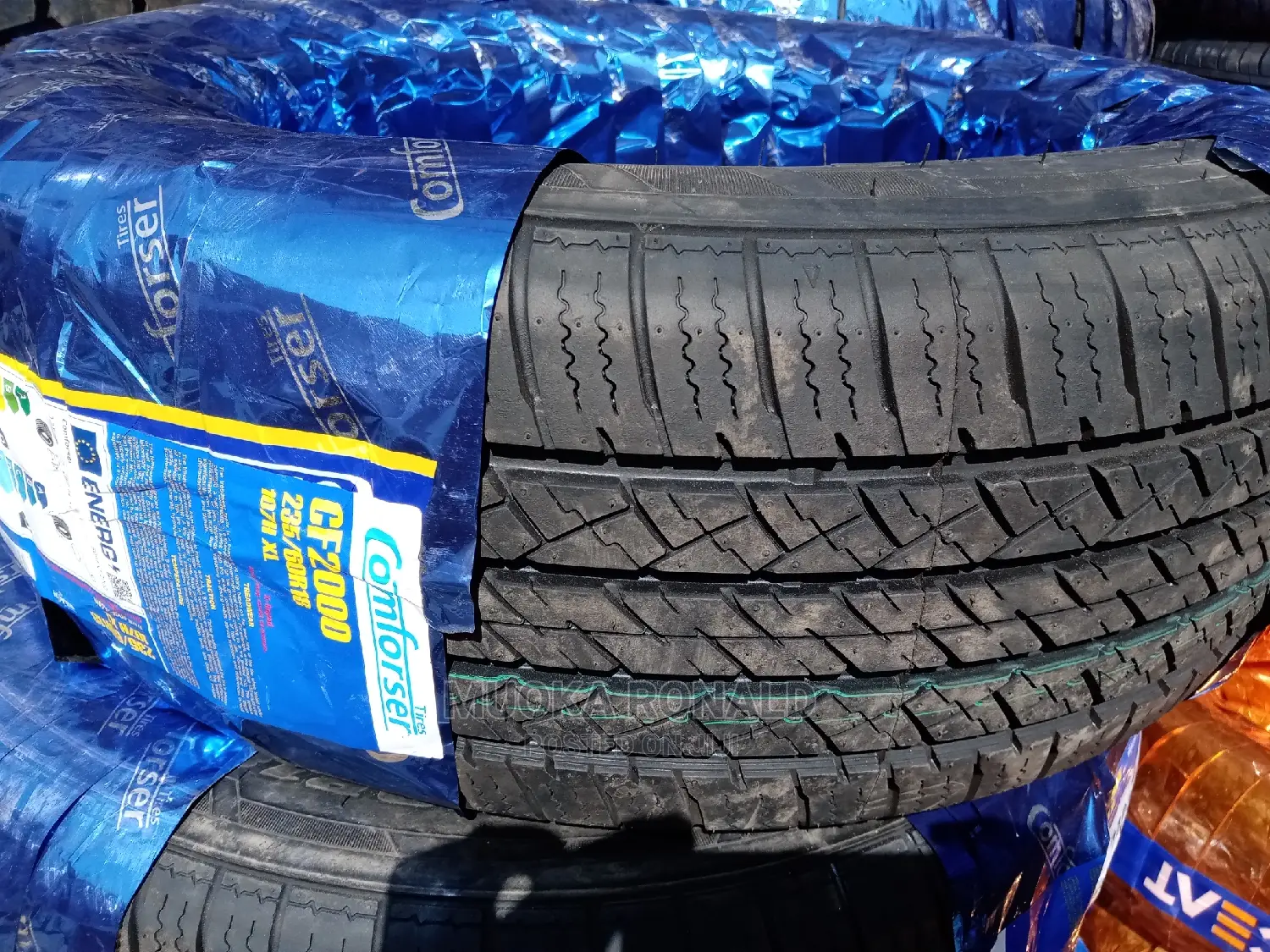 Comforser Tyre 235/60r18