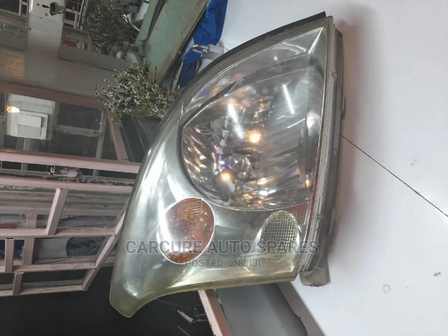Prado 120 Headlight