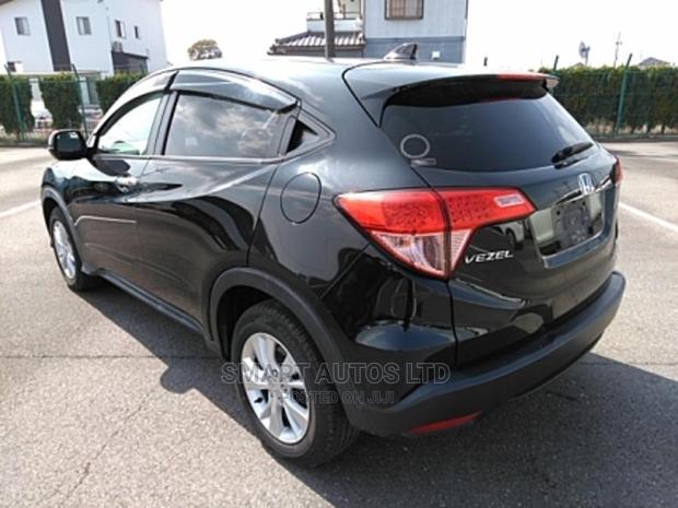 Honda Vezel 2015 Black - thumbnail 2