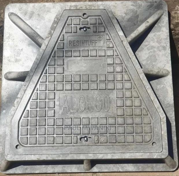 12.5t/40t Heavy Duty Triangular Manhole Cover.