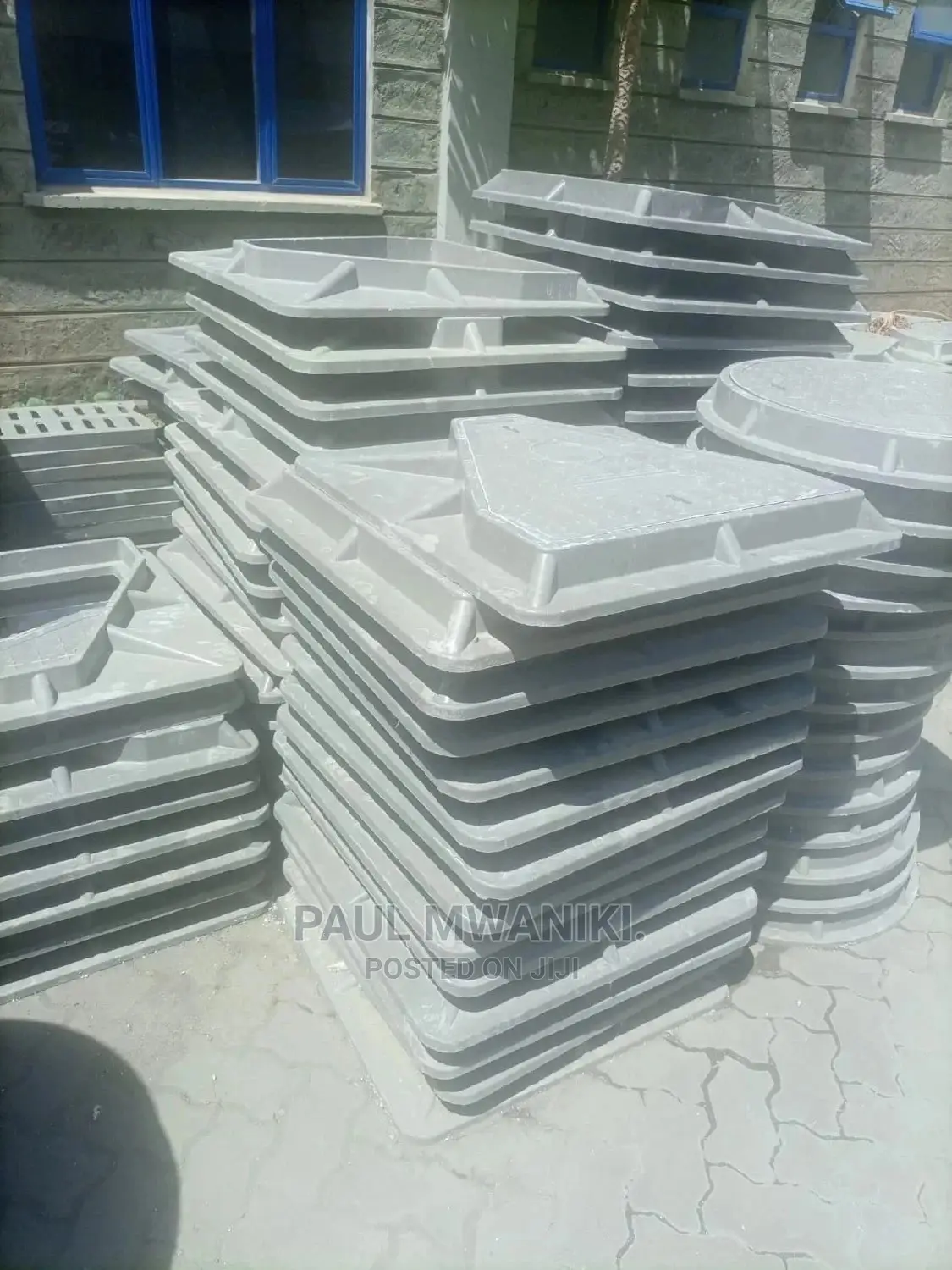 12.5t/40t Heavy Duty Triangular Manhole Cover.