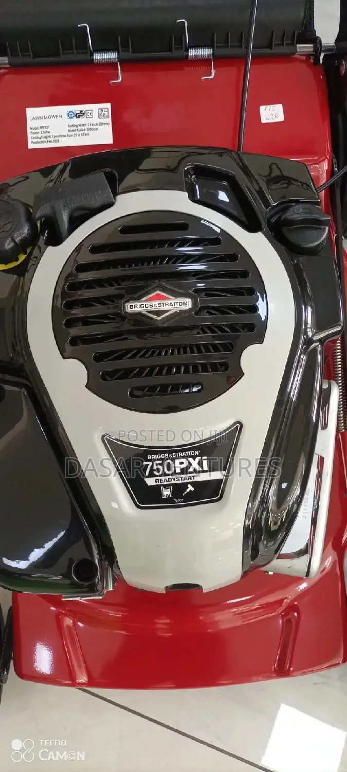 6hp Briggs and Stratton Lawn Mower