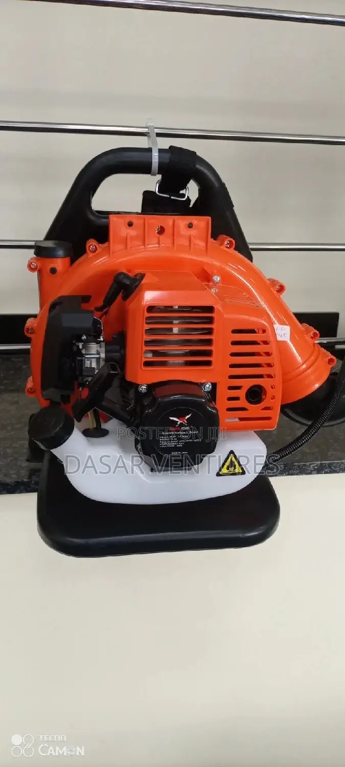 Leaf Blower Machine