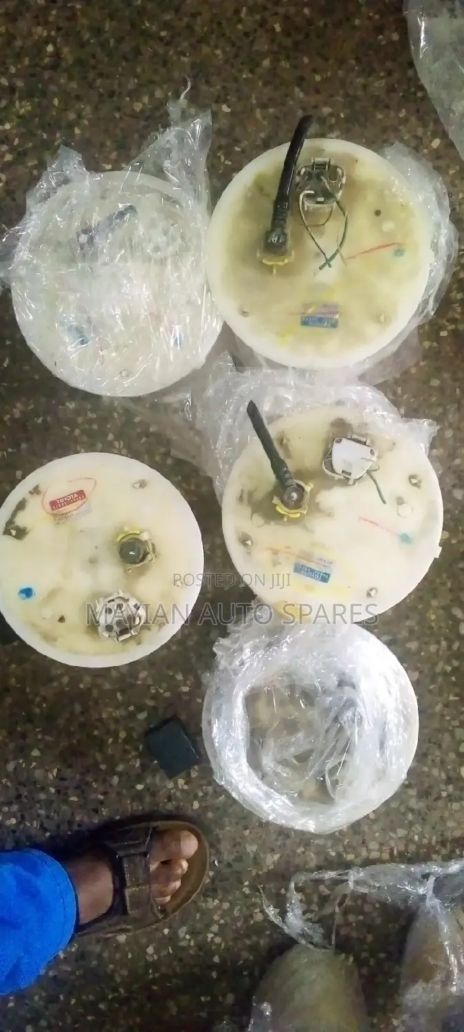 Comlete Fuel Pump for Toyota Harrier 240.