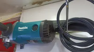 Makita Original Grinder 9inch