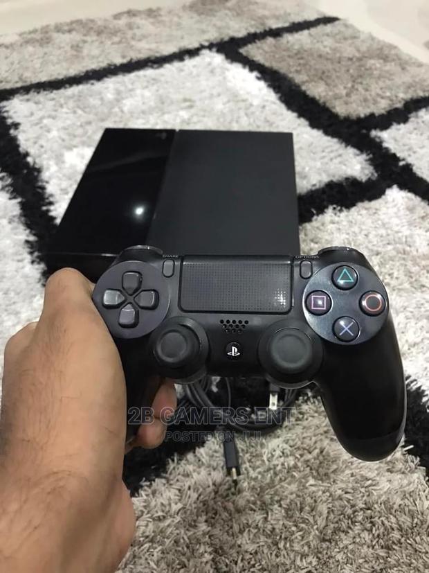 Standard PS4 500GB , 1 Pad - thumbnail 3