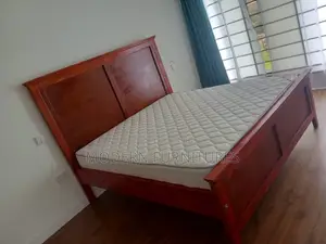 5/6 Bed Wooden Bed