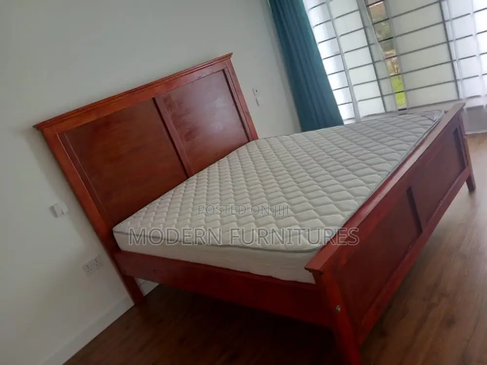 5/6 Bed Wooden Bed