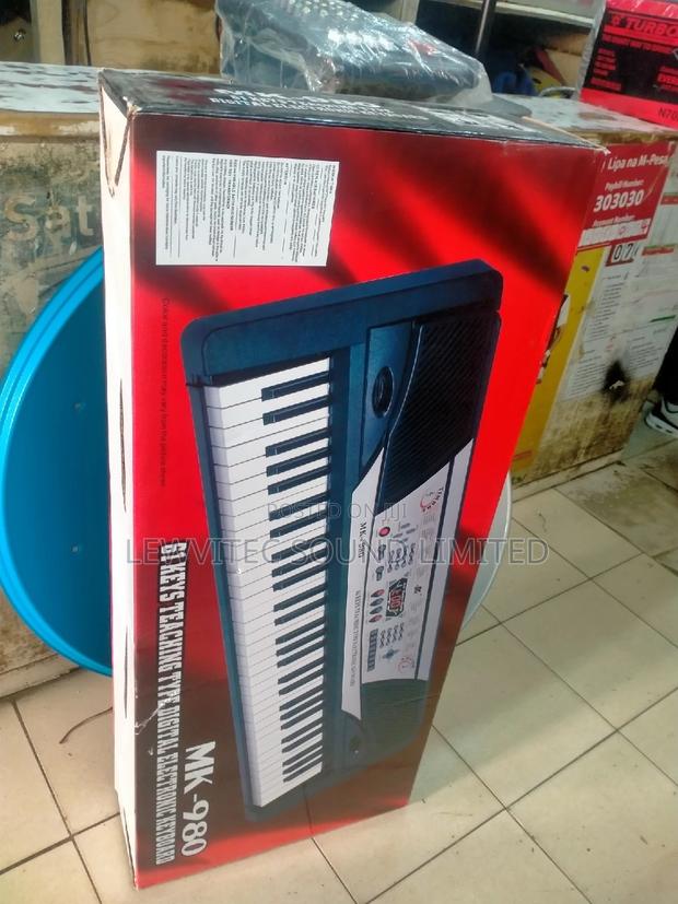 61 Keys Electronic Keyboard