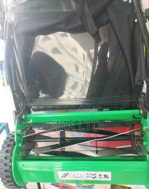 Manual Lawn Machine - thumbnail 3