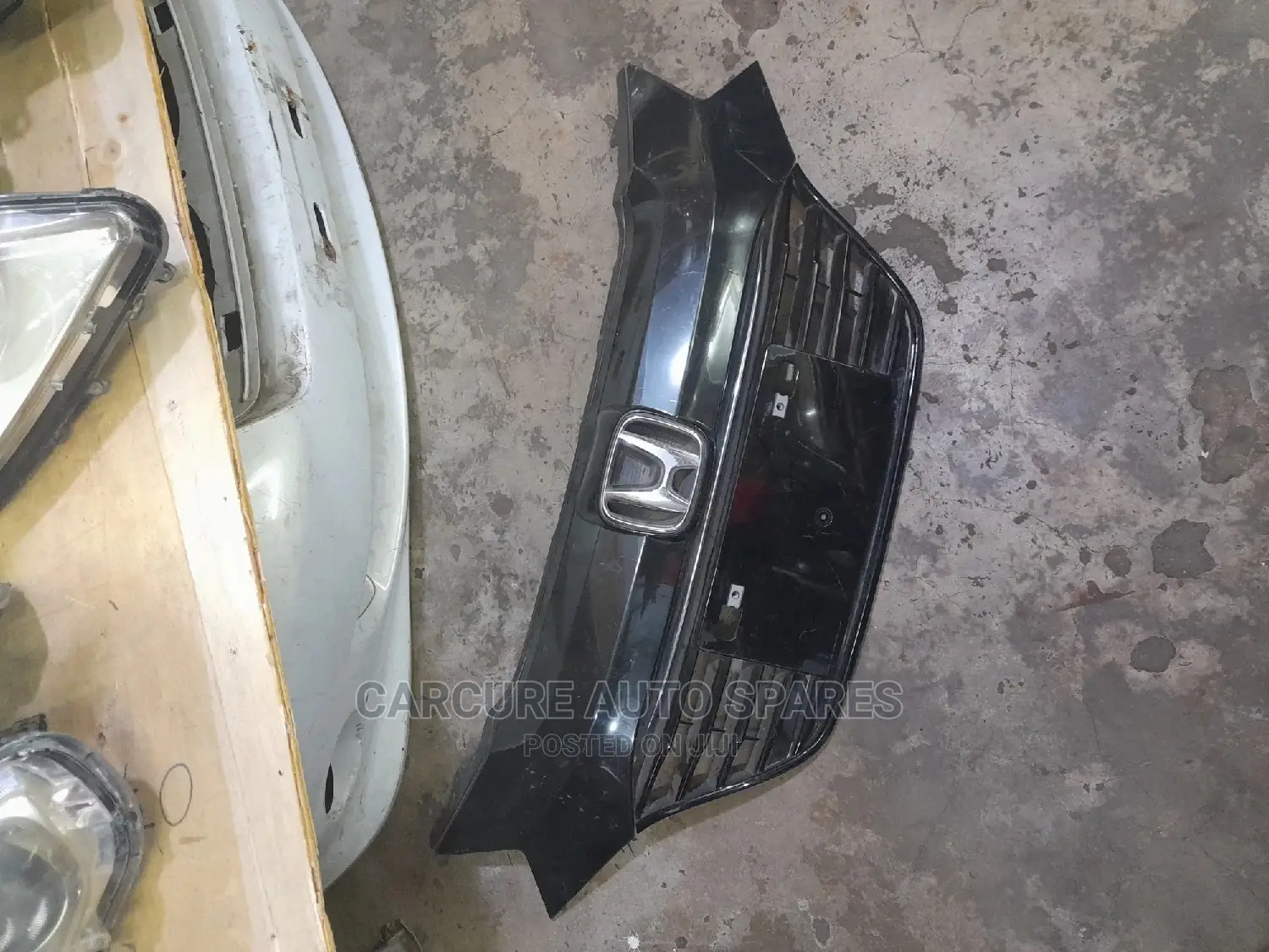 Honda Vezel Grill