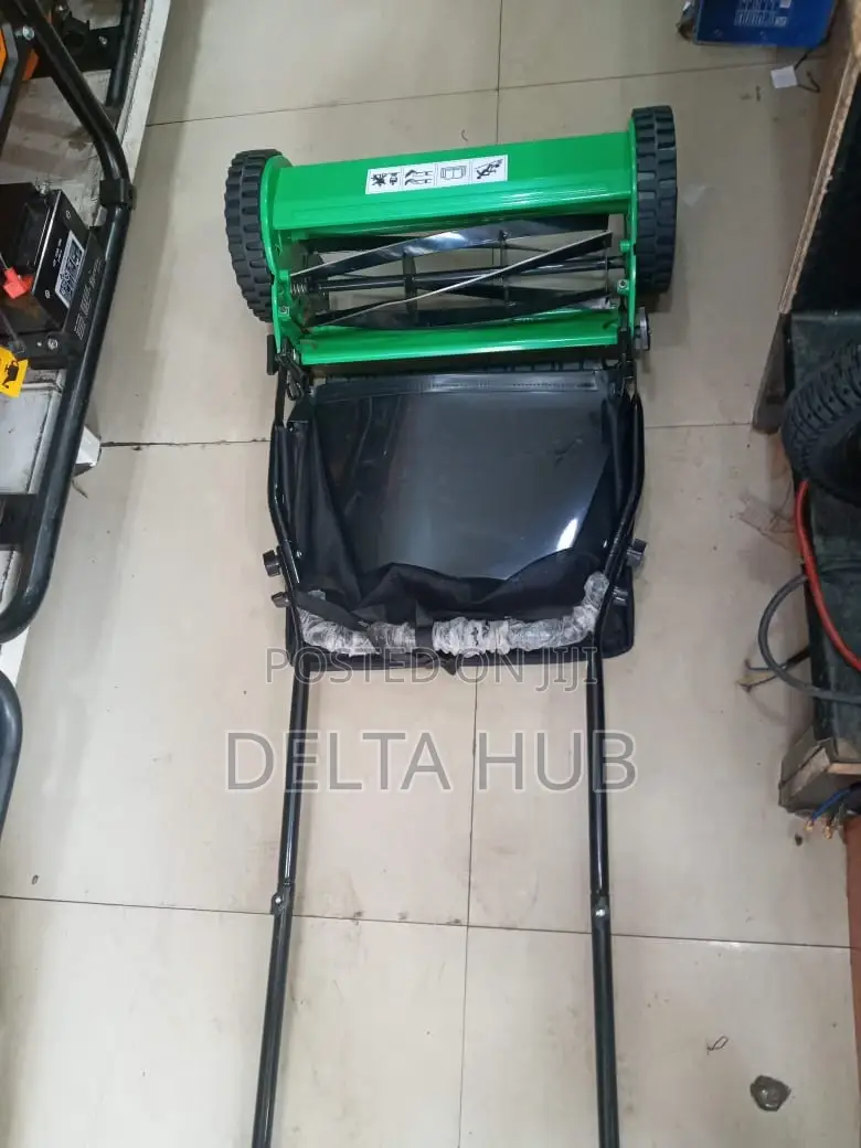 New. Lawn Mower