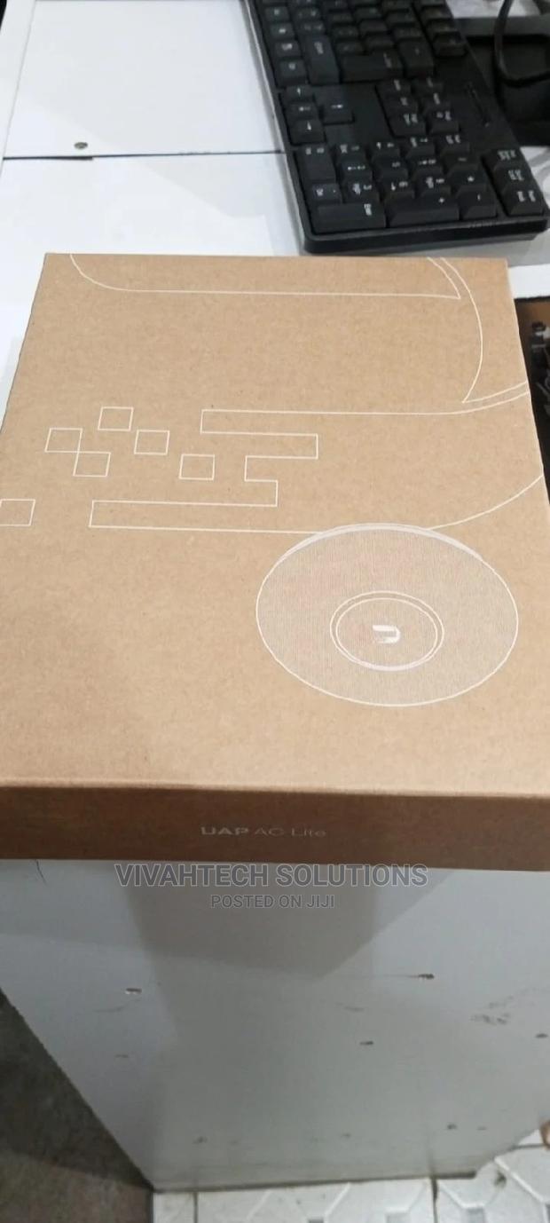 Ubiquiti Unifi Access Point UAP-AC-LITE - main view