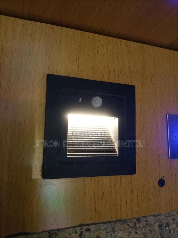 Staircase Lights Sensored - main view