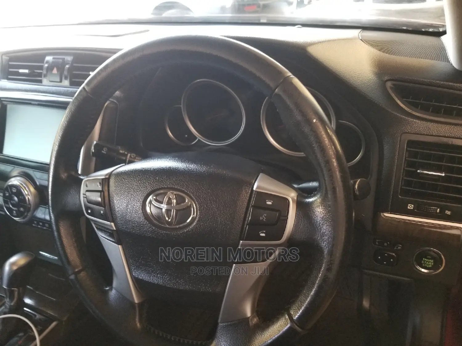 Toyota Mark X 2.5 RWD 2014 Red