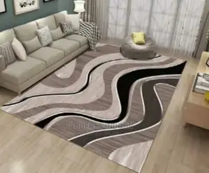 7*10 Elegant Lined Carpet