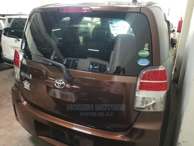 Toyota Spade 1.3 2014 Brown - thumbnail 7