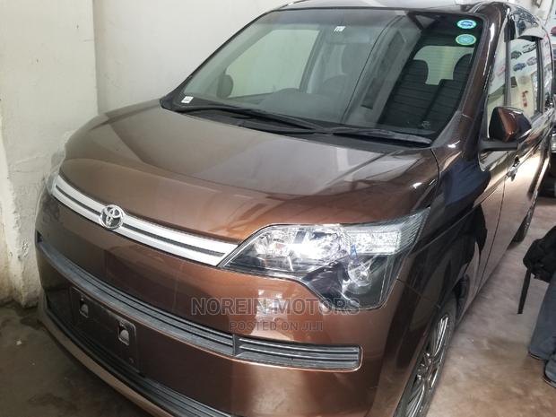 Toyota Spade 1.3 2014 Brown - thumbnail 3