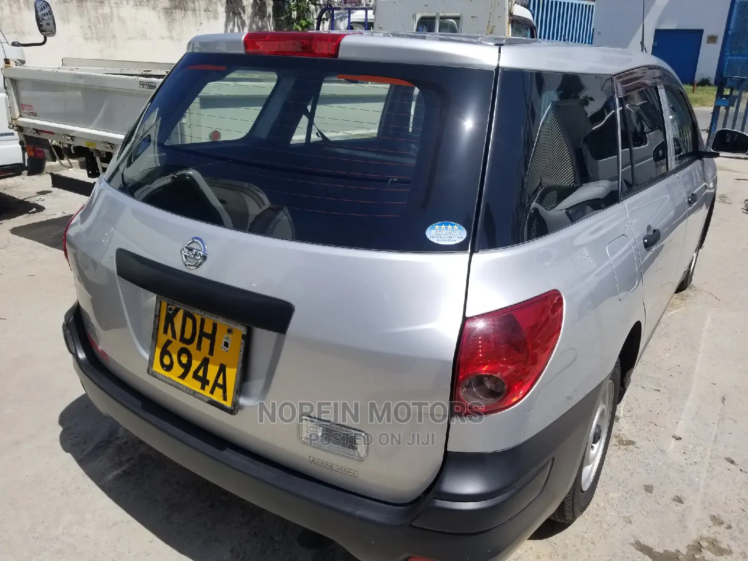 Nissan Advan 2015 Gray