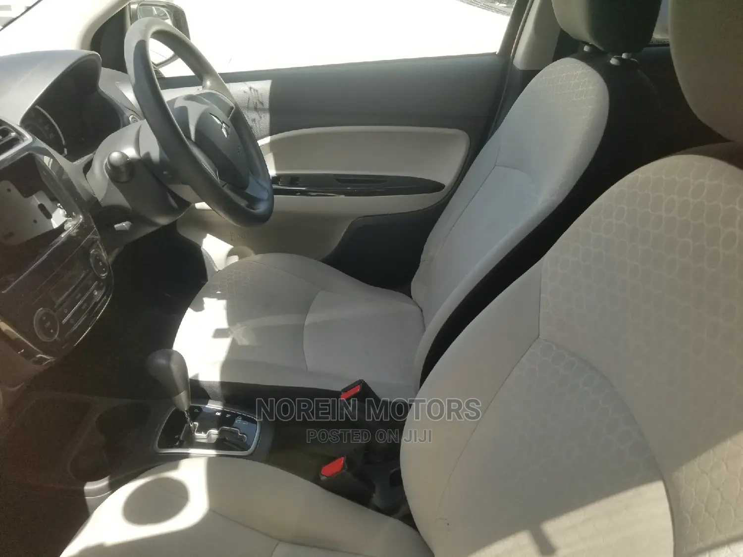Mitsubishi Mirage 2015 Red
