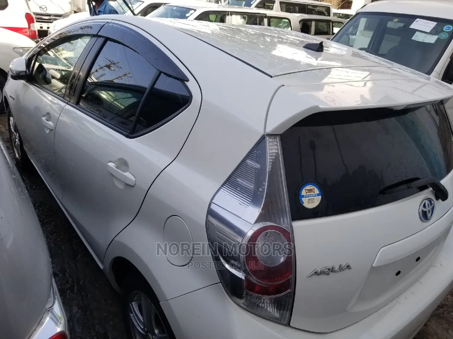 Toyota Aqua 2015 White